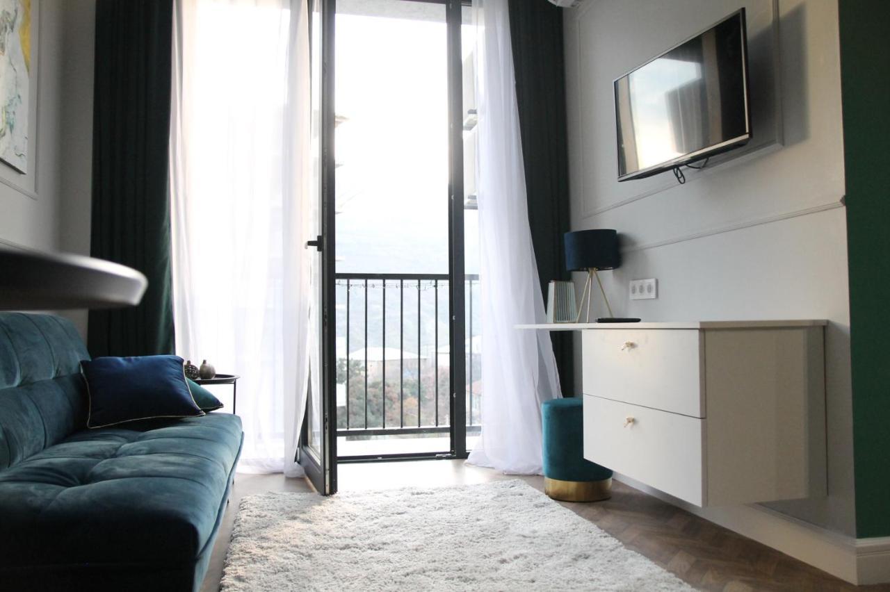 Krtsanisi Apartment With Pool Τυφλίδα Εξωτερικό φωτογραφία